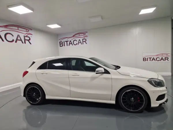 Mercedes-Benz A 180 CDi BlueEfficiency AMG Line 2
