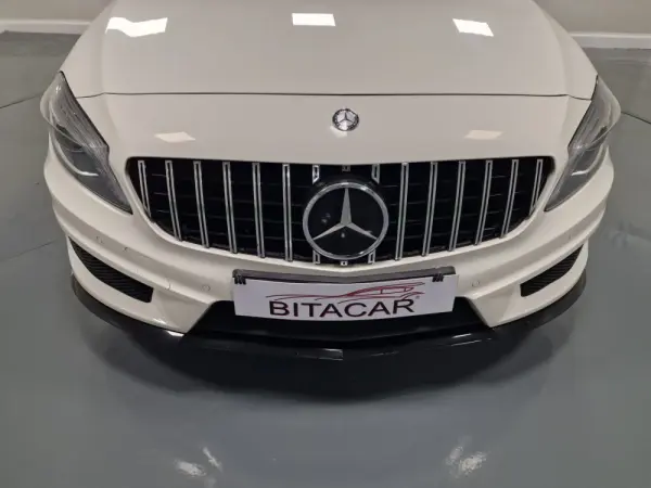 Mercedes-Benz A 180 CDi BlueEfficiency AMG Line 9