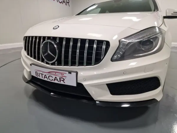 Mercedes-Benz A 180 CDi BlueEfficiency AMG Line 10