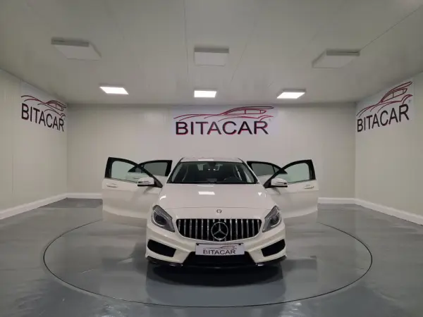 Mercedes-Benz A 180 CDi BlueEfficiency AMG Line 17