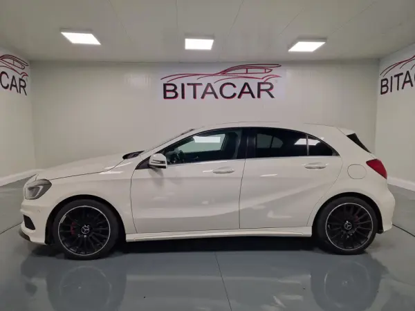 Mercedes-Benz A 180 CDi BlueEfficiency AMG Line 21