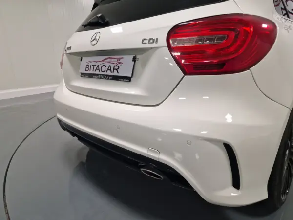 Mercedes-Benz A 180 CDi BlueEfficiency AMG Line 27