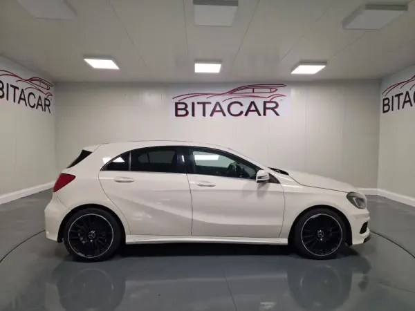 Mercedes-Benz A 180 CDi BlueEfficiency AMG Line 31