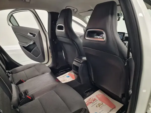 Mercedes-Benz A 180 CDi BlueEfficiency AMG Line 55