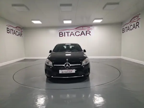 Mercedes-Benz A 180 d Urban 7