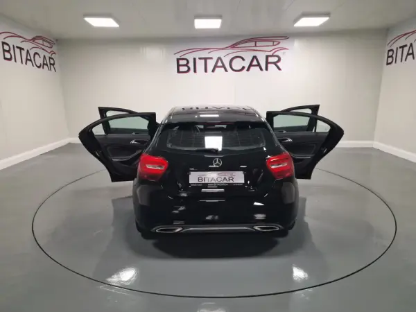 Mercedes-Benz A 180 d Urban 35