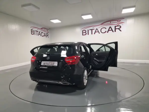 Mercedes-Benz A 180 d Urban 36