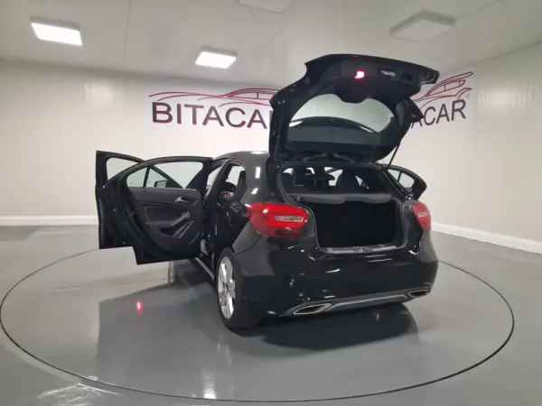 Mercedes-Benz A 180 d Urban 37