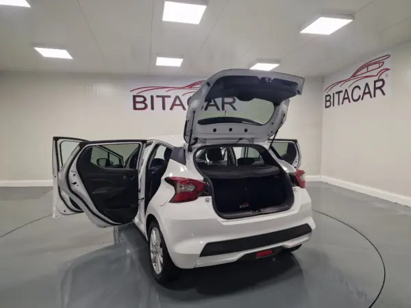 Nissan Micra 1.0 IG-T N CONNECTA 22