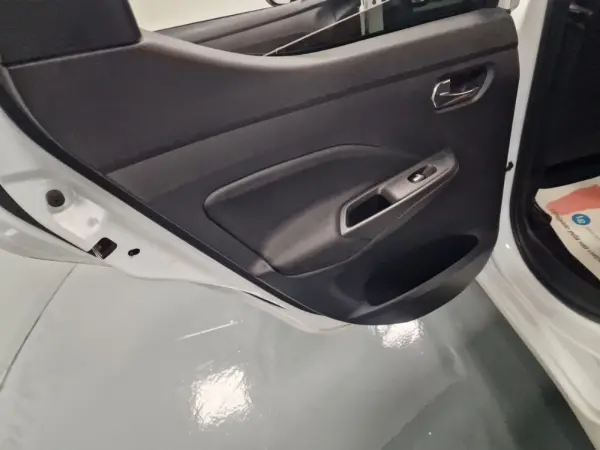 Nissan Micra 1.0 IG-T N CONNECTA 29