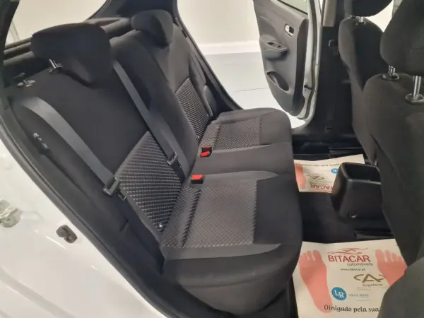 Nissan Micra 1.0 IG-T N CONNECTA 37