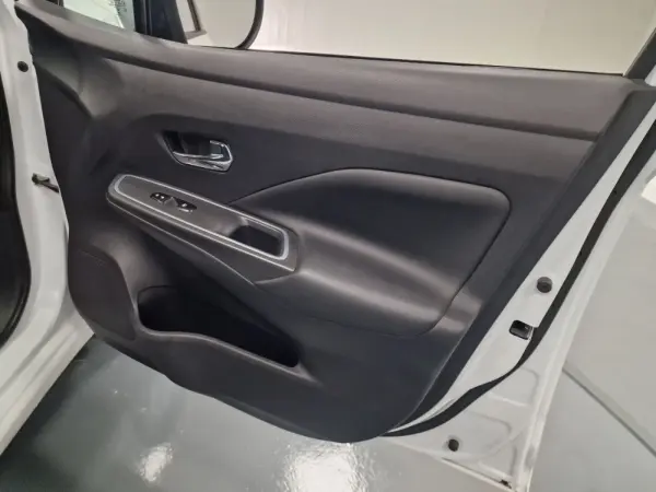 Nissan Micra 1.0 IG-T N CONNECTA 39