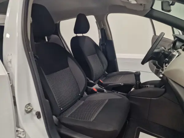 Nissan Micra 1.0 IG-T N CONNECTA 40