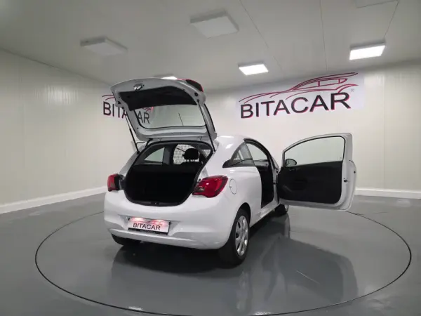 Opel Corsa 1.3 CDTI VAN IVA DEDUTÍVEL 41