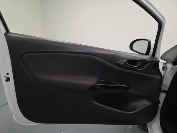 Opel Corsa 1.3 CDTI VAN IVA DEDUTÍVEL 52