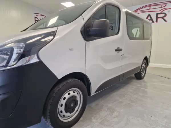 Opel Vivaro COMBI 1.6 CDTI L1H1 APENAS 28.000KMS 58€ IUC 12