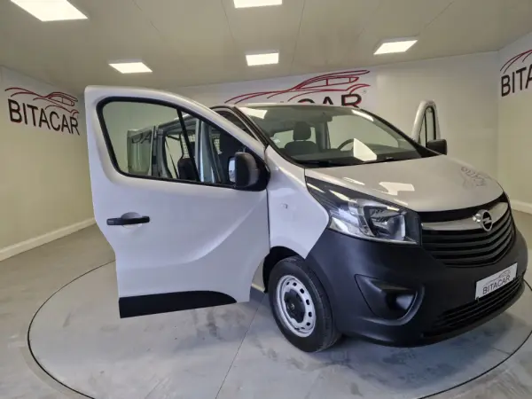 Opel Vivaro COMBI 1.6 CDTI L1H1 APENAS 28.000KMS 58€ IUC 20