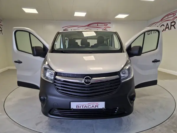 Opel Vivaro COMBI 1.6 CDTI L1H1 APENAS 28.000KMS 58€ IUC 23
