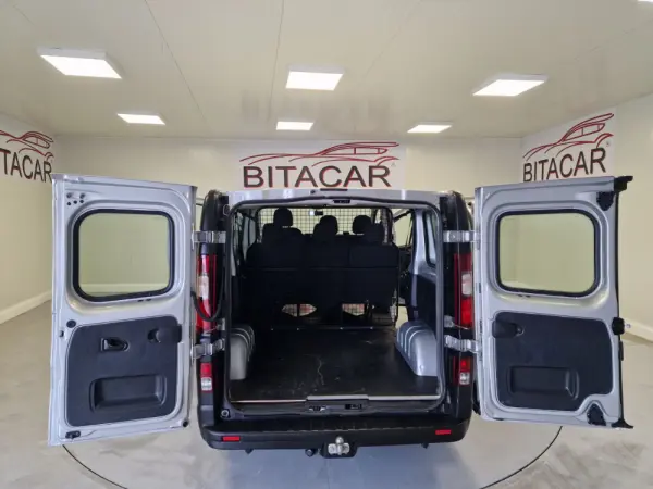 Opel Vivaro COMBI 1.6 CDTI L1H1 APENAS 28.000KMS 58€ IUC 51