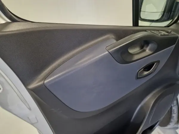 Opel Vivaro COMBI 1.6 CDTI L1H1 APENAS 28.000KMS 58€ IUC 69