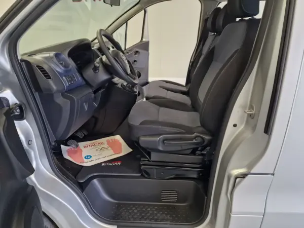 Opel Vivaro COMBI 1.6 CDTI L1H1 APENAS 28.000KMS 58€ IUC 72