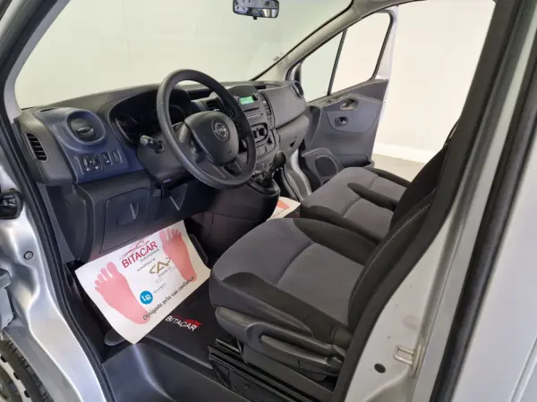 Opel Vivaro COMBI 1.6 CDTI L1H1 APENAS 28.000KMS 58€ IUC 74