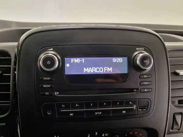 Opel Vivaro COMBI 1.6 CDTI L1H1 APENAS 28.000KMS 58€ IUC 87