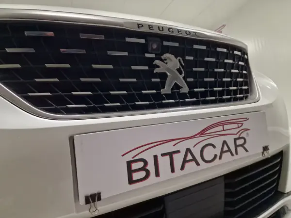 Peugeot 5008 1.6 BLUEHDI 120CV GTLINE TETO DE ABRIR 7