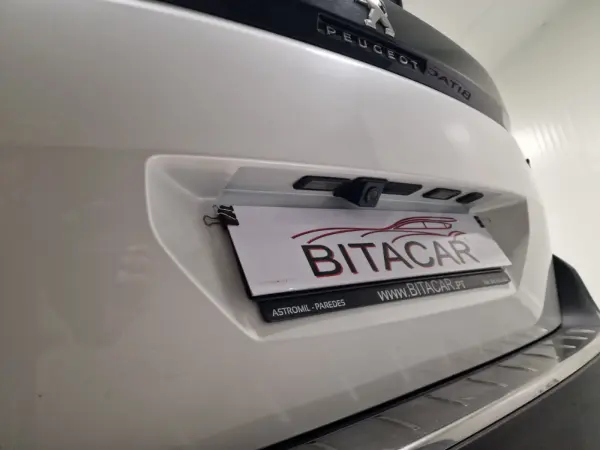 Peugeot 5008 1.6 BLUEHDI 120CV GTLINE TETO DE ABRIR 26