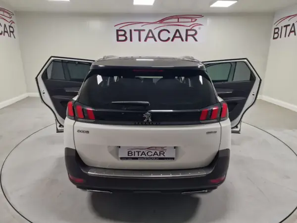 Peugeot 5008 1.6 BLUEHDI 120CV GTLINE TETO DE ABRIR 38