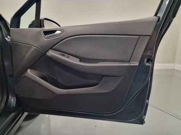 Renault Clio 1.5 Blue dCi Intens 39