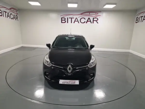 Renault Clio 1.5 DCI LIMITED GPS 8