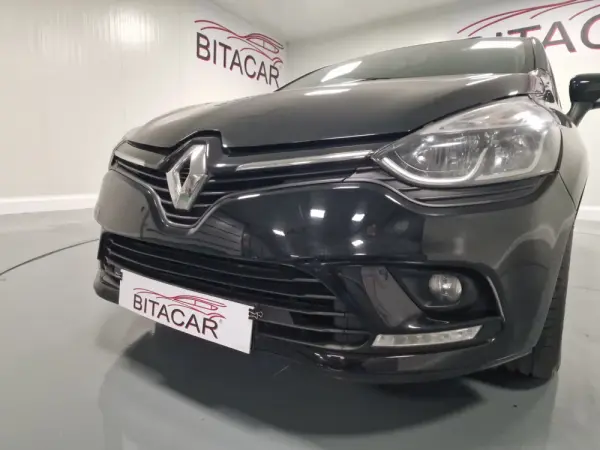 Renault Clio 1.5 DCI LIMITED GPS 9