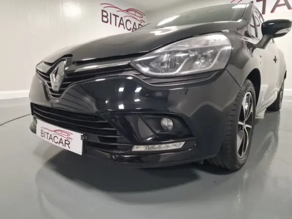 Renault Clio 1.5 DCI LIMITED GPS 10