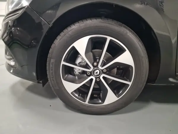 Renault Clio 1.5 DCI LIMITED GPS 13