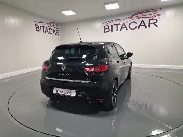 Renault Clio 1.5 DCI LIMITED GPS 33