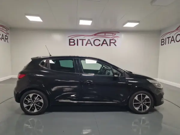 Renault Clio 1.5 DCI LIMITED GPS 38
