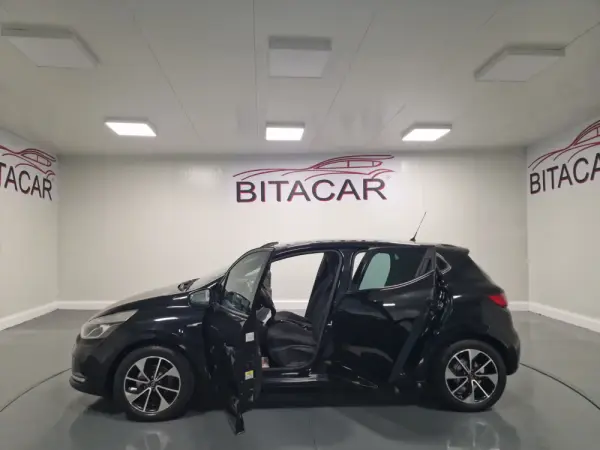 Renault Clio 1.5 DCI LIMITED GPS 47