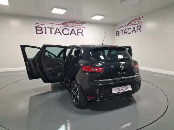 Renault Clio 1.5 DCI LIMITED GPS 48