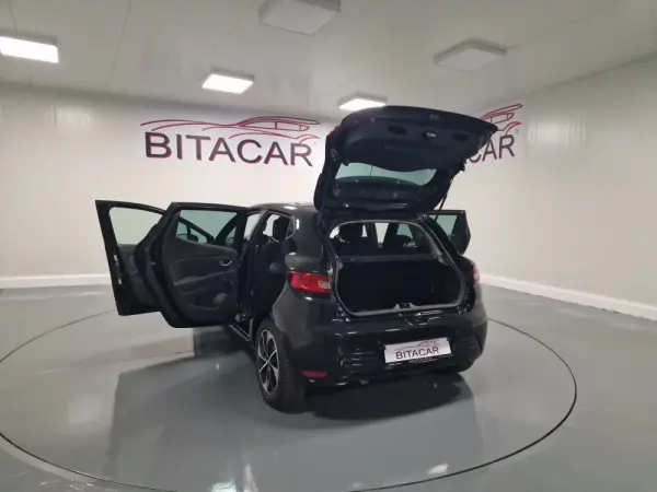 Renault Clio 1.5 DCI LIMITED GPS 52