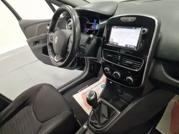 Renault Clio 1.5 DCI LIMITED GPS 77