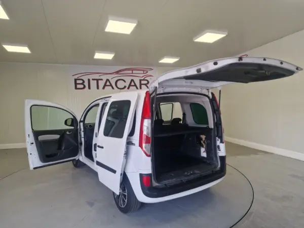 Renault Kangoo COMBI 1.5 DCI LUGARES 5 13