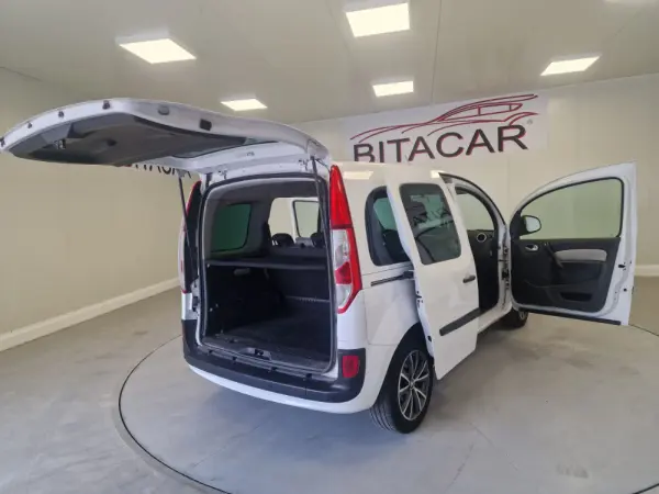 Renault Kangoo COMBI 1.5 DCI LUGARES 5 17