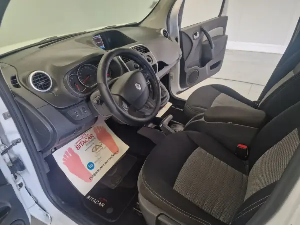 Renault Kangoo COMBI 1.5 DCI LUGARES 5 32