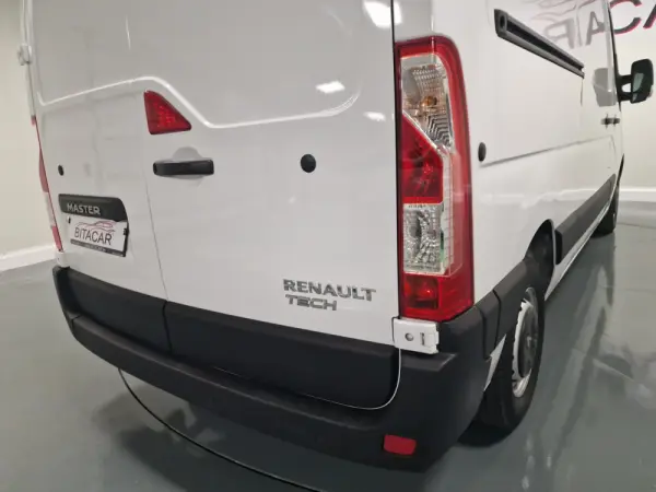 Renault Master L2H2 2.3 DCI 130CV GPS CAM TRASEIRA IVA DEDUTIVEL 32