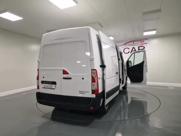Renault Master L2H2 2.3 DCI 130CV GPS CAM TRASEIRA IVA DEDUTIVEL 38