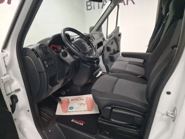 Renault Master L2H2 2.3 DCI 130CV GPS CAM TRASEIRA IVA DEDUTIVEL 65