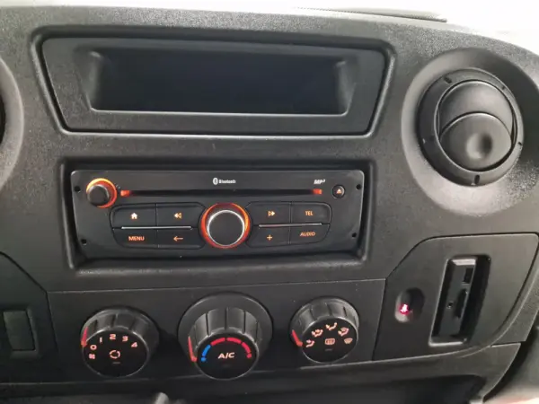 Renault Master L2H2 2.3 DCI 130CV GPS CAM TRASEIRA IVA DEDUTIVEL 78