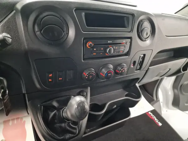 Renault Master L2H2 2.3 DCI 130CV GPS CAM TRASEIRA IVA DEDUTIVEL 79