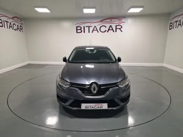 Renault Mégane 1.5 Blue dCi Limited 8